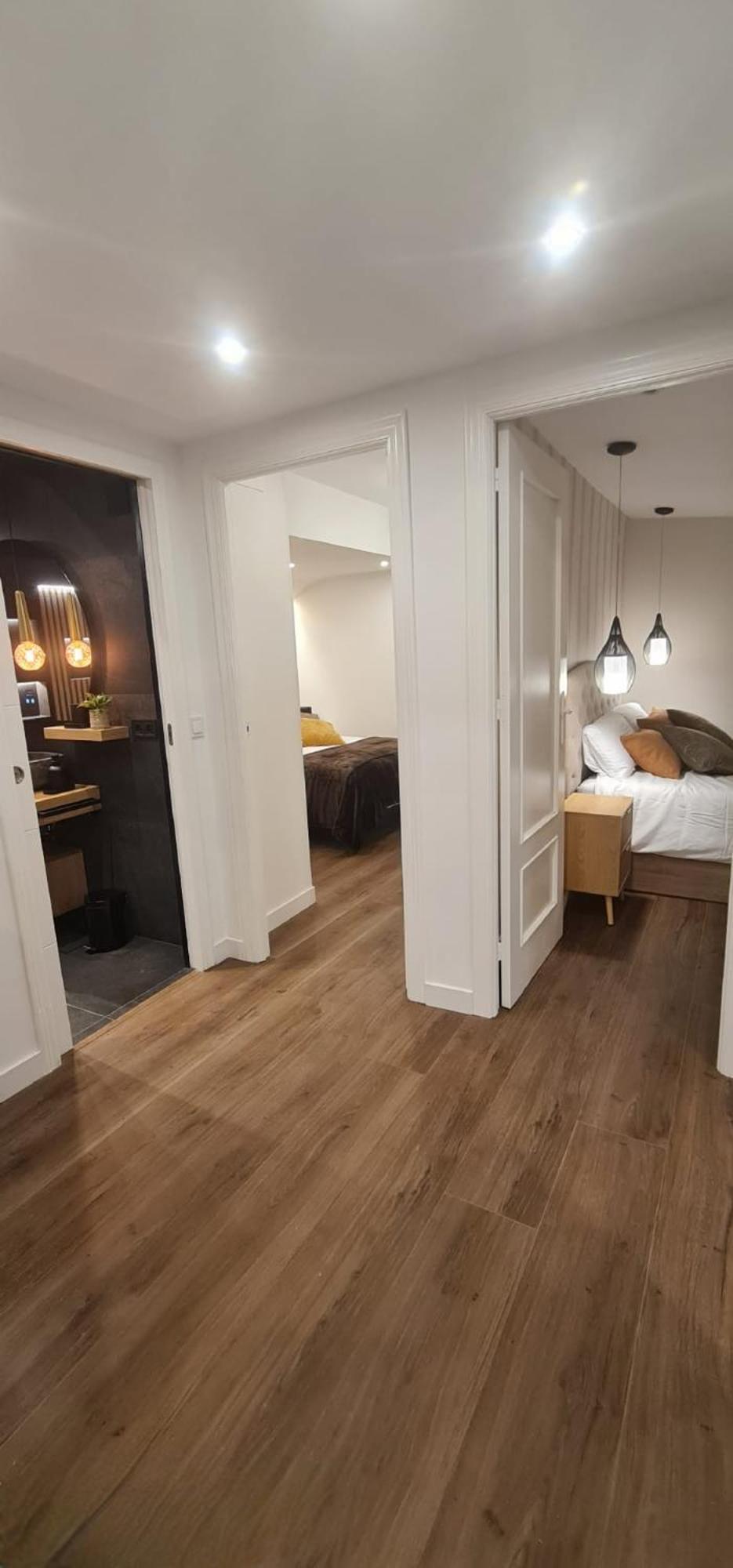 Atico De Diseno En El Centro Apartamento Oviedo Exterior foto